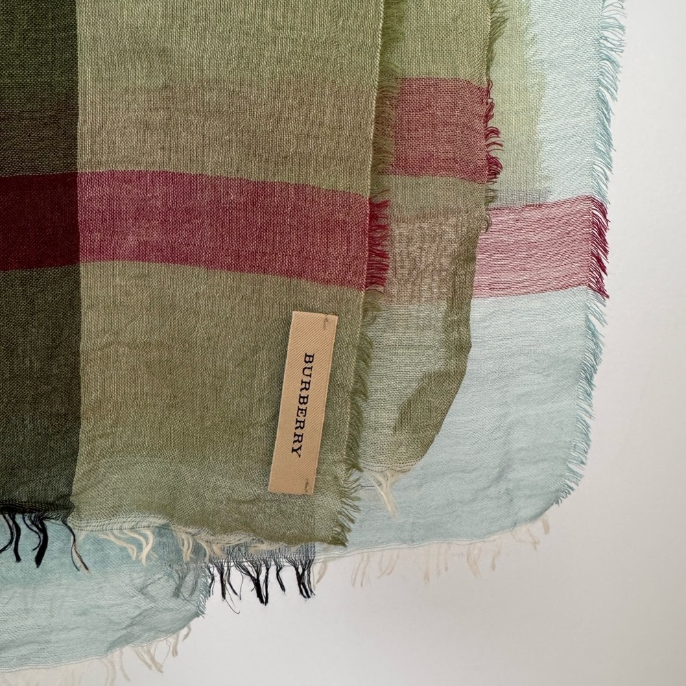 BURBERRY Women’s Plaid Multicolor Scarf - Picture 3 of 11